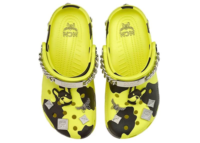 crocs classic clog mcm camoflauge print neon yellow – Crocs Clogs Collection for All-Day Comfort