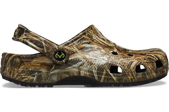 crocs classic clog realtree max-7 camo – Crocs Clogs Collection for All-Day Comfort